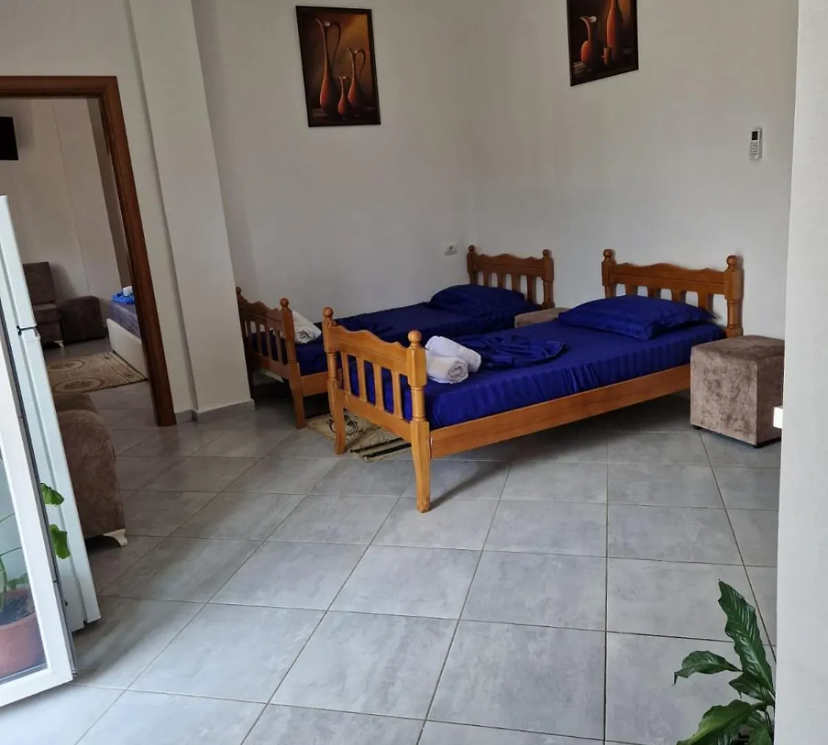 Bar-Restaurant-Hotel-Familja Klos Albanien
