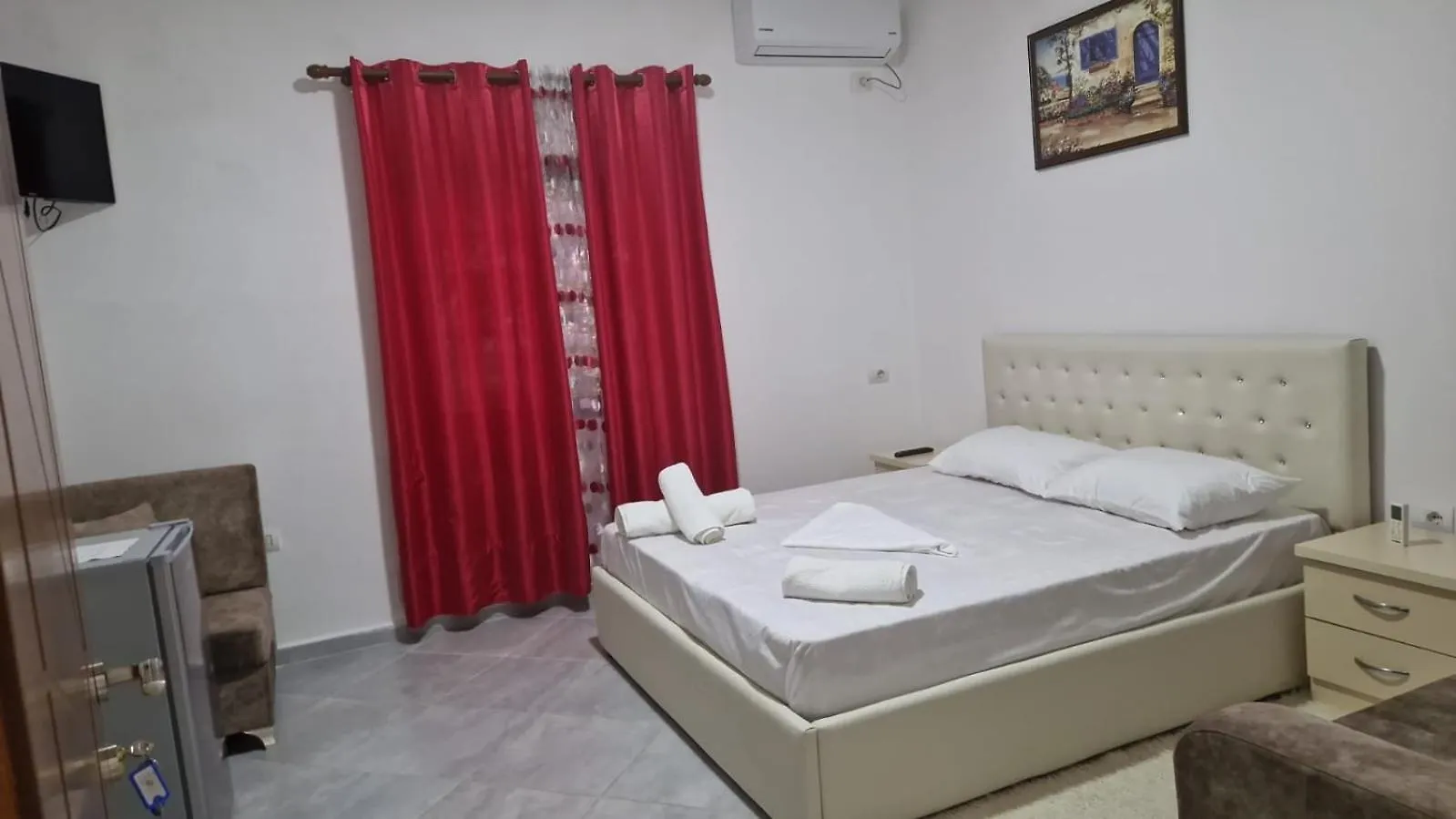 Bar-Restaurant-Hotel-Familja Klos