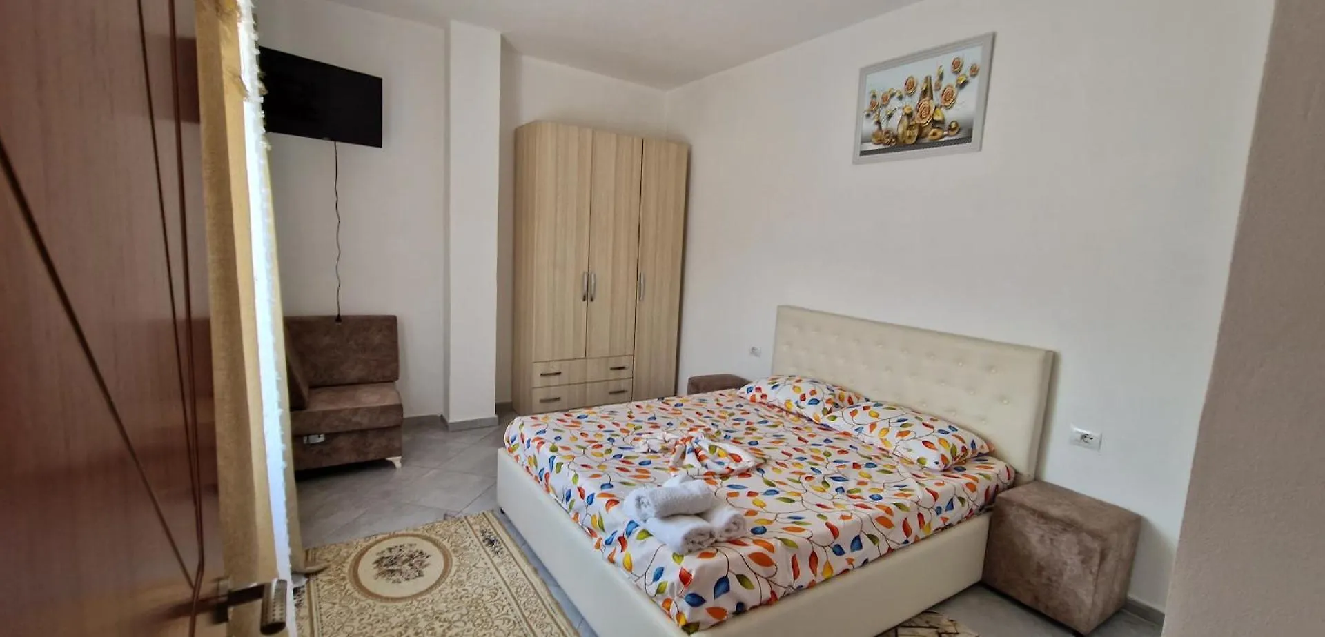 Bar-Restaurant-Hotel-Familja Klos Αλβανία