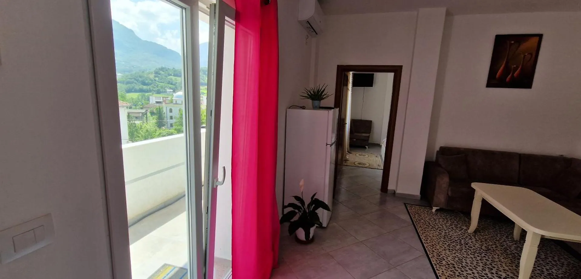 Bar-Restaurant-Hotel-Familja Klos