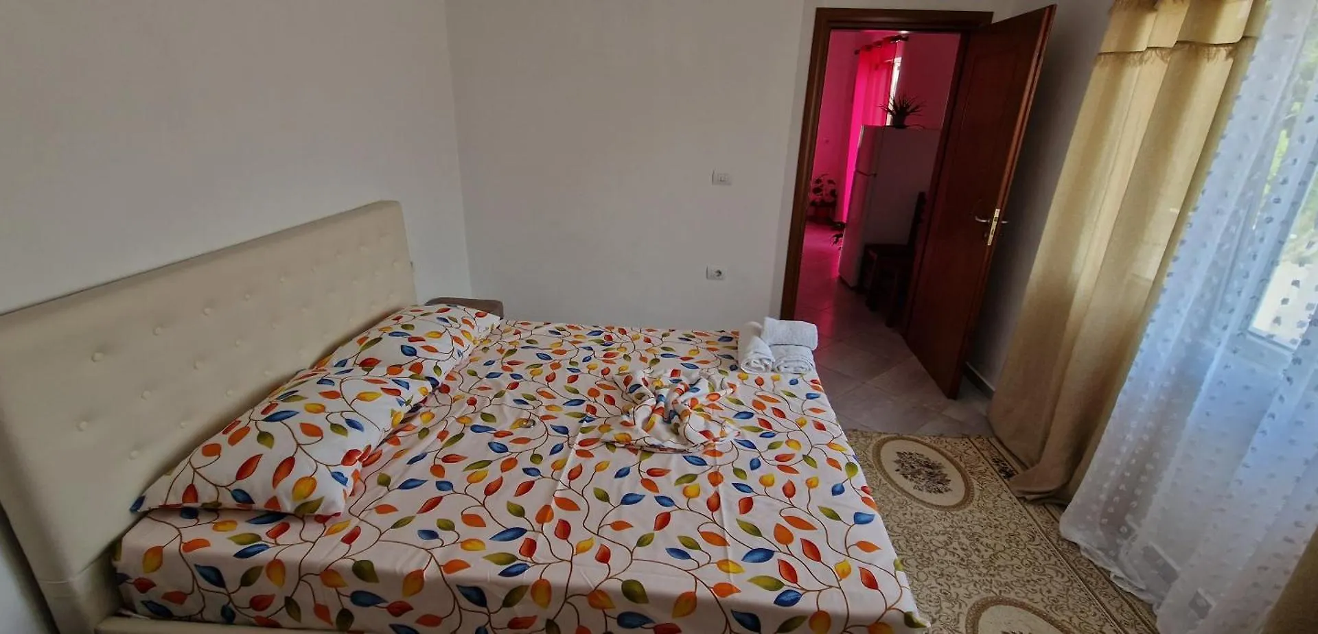 Bar-Restaurant-Hotel-Familja Klos Ξενοδοχείο