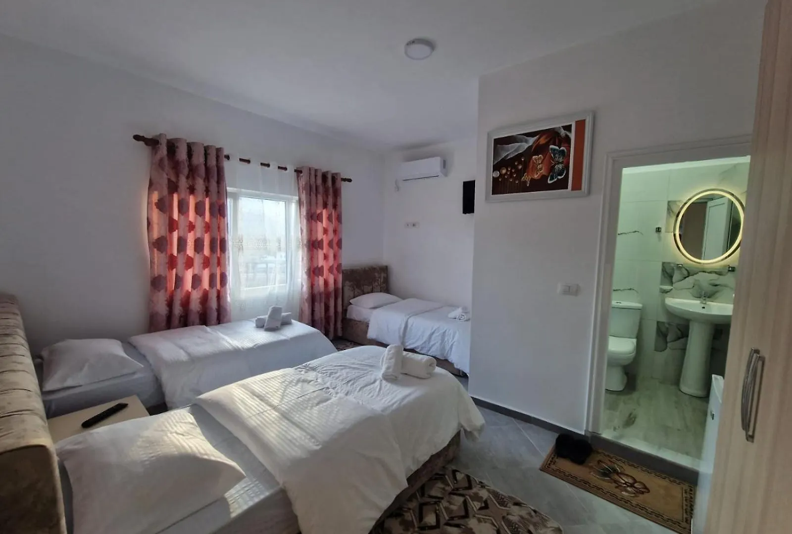 Bar-Restaurant-Hotel-Familja Klos Albanien