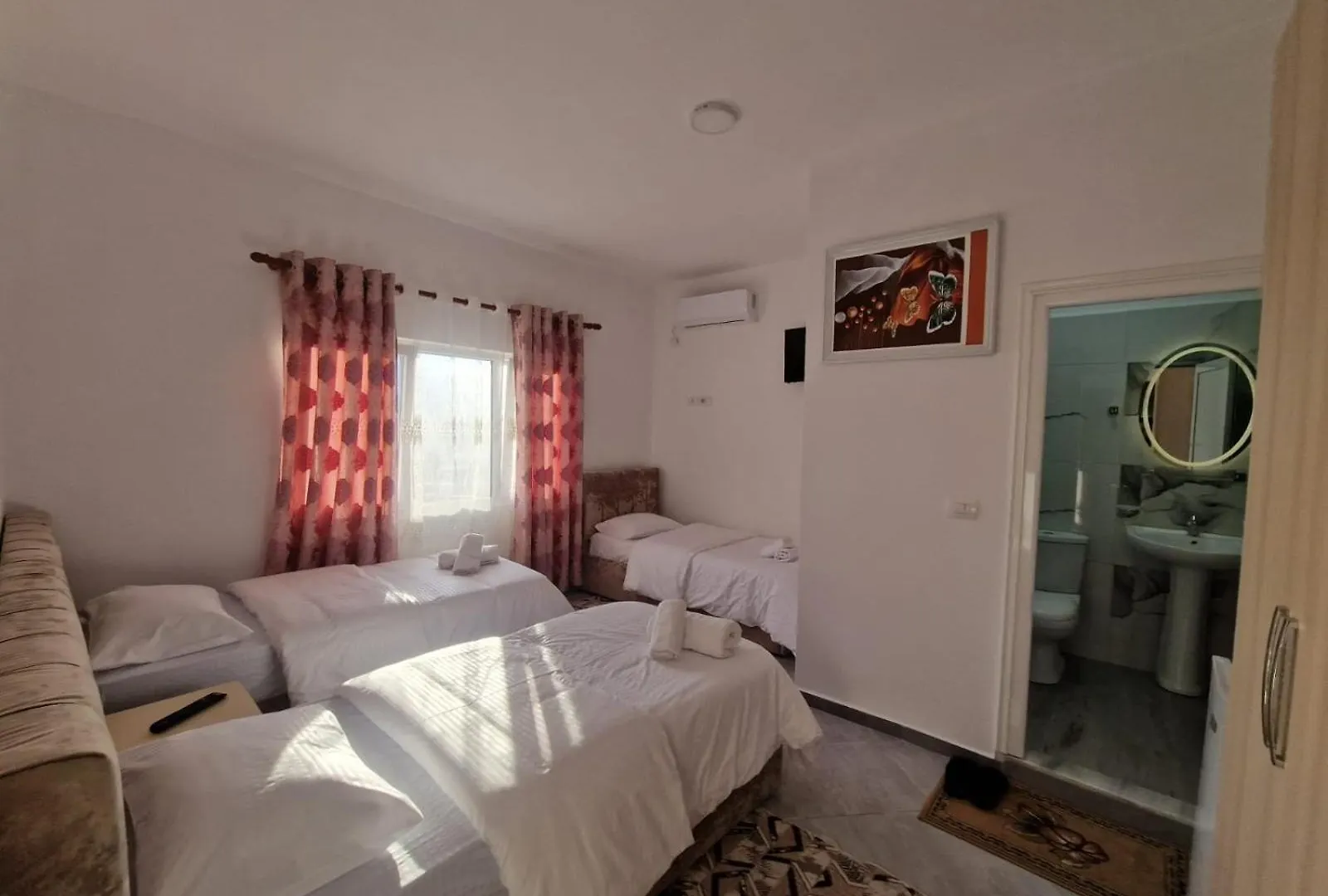 Bar-Restaurant-Hotel-Familja Klos 5*,  Αλβανία