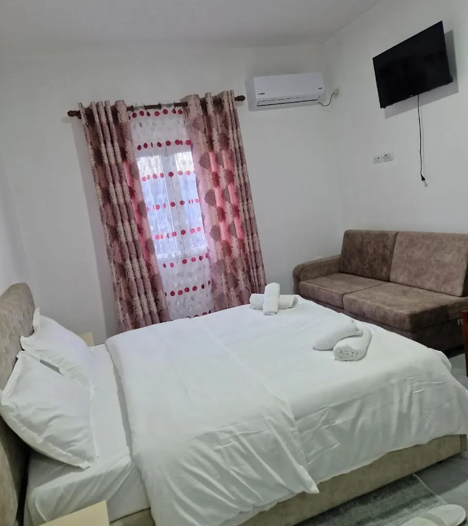 Bar-Restaurant-Hotel-Familja Klos 5*,  Αλβανία